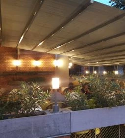 Vendéglő a Régi Hídhoz