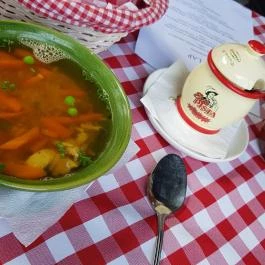 Véndiófa Csárda, Bocskaikert - Étel/ital