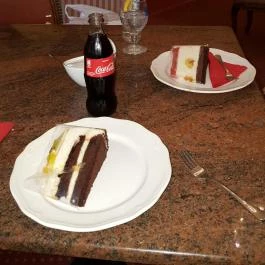 Virág Cukrászda & Kávéház, Szeged - Étel/ital