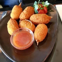 Wasabi Running Sushi & Wok Restaurant, Debrecen - Étel/ital