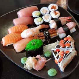 Wasabi Running Sushi & Wok Restaurant, Debrecen - Étel/ital