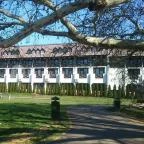 Hunguest Hotel Flóra Eger - Medence/kert