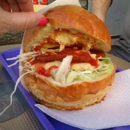 Retro Burger Eger - Étel/ital