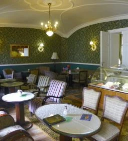 Arany Strucc Cukrászda