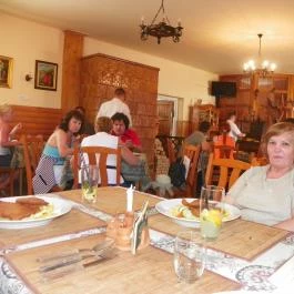 Borostyán Étterem Bükkszentkereszt - Belső