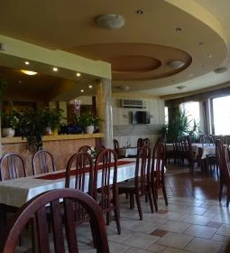 Favorit Fogadó & Étterem