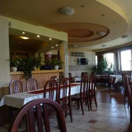 Favorit Fogadó & Étterem Lenti - Belső