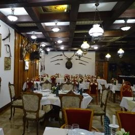 Fehérszarvas Vadásztanya Étterem Eger - Belső