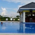 Forgách Kastély Mándok - Medence/kert