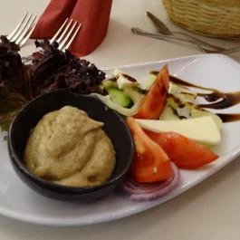 Forgách Kastély Mándok - Vendéglátás