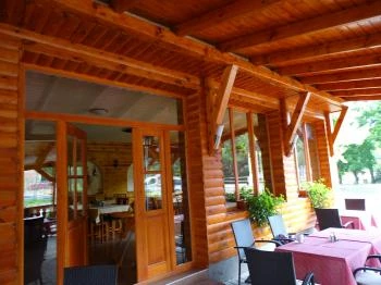 Gasthaus Étterem Szilvásvárad