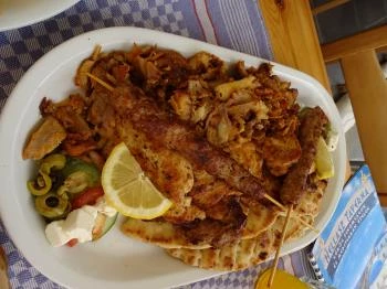 Hellasz Taverna Görög Finomságok Szolnok