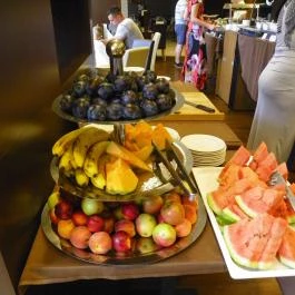 Abacus Business & Wellness Hotel, Herceghalom - Vendéglátás