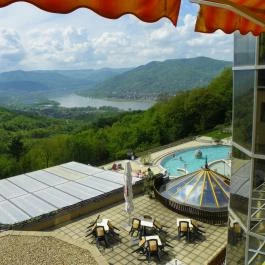 Silvanus Wellness & Konferencia Hotel, Visegrád - Medence/kert