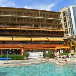 Silvanus Wellness & Konferencia Hotel, Visegrád - Medence/kert