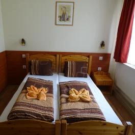 Hungária Panzió Miskolctapolca - Szobák