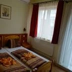 Hungária Panzió Miskolctapolca - Szobák