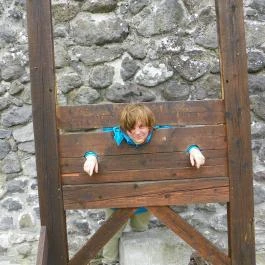 Kisnánai Várrom és Népi Műemlék, Kisnána - 