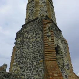 Kisnánai Várrom és Népi Műemlék, Kisnána - 