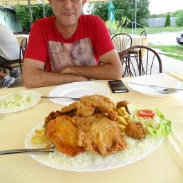 Kispipa étterem Mezőkövesd - Étel/ital