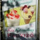 Selfice Önmegvalósító Fagylalt Gyula - Külső kép