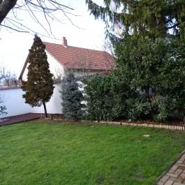 Szivárvány Panzió Szeged - Medence/kert