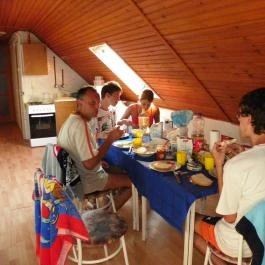 Zelei Vendégház Balatonszárszó - Vendéglátás