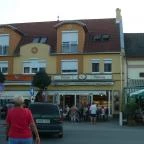 Amadeus Cukrászda Harkány - Külső kép