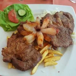 Camping Étterem, Dombóvár - Étel/ital