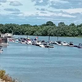 Duna korzó sétány Szentendre - Külső kép