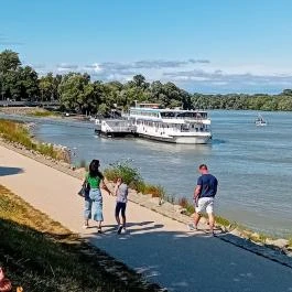 Duna korzó sétány Szentendre - Külső kép