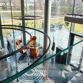 Újváros Bisztró Szarvas - Belső