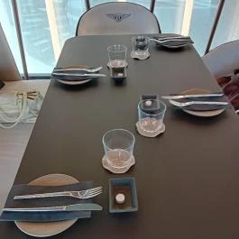 Újváros Bisztró Szarvas - Belső