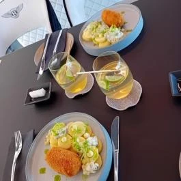 Újváros Bisztró Szarvas - Étel/ital