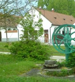 Tornácos Vendégház