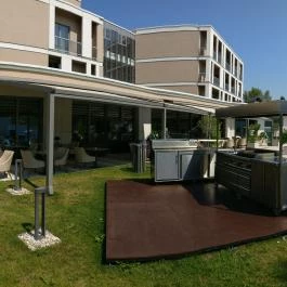 Aura Hotel, Balatonfüred - Medence/kert