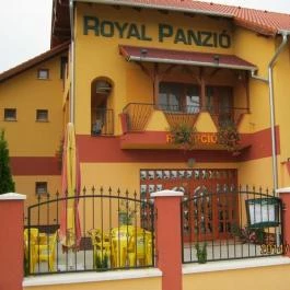 Royal Hotel Cserkeszőlő - Külső kép