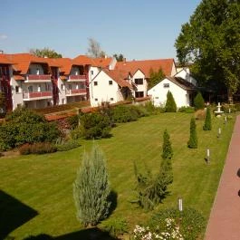 Ametiszt Hotel Harkány - Medence/kert