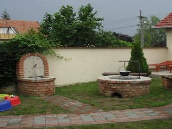 Holdfény Vendégház Abádszalók