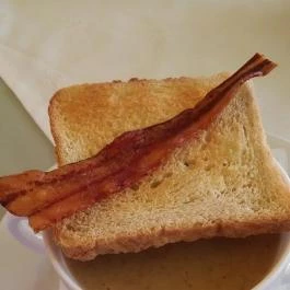 Kalóz Fregatt Étterem, Tata - Étel/ital