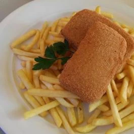 Kalóz Fregatt Étterem, Tata - Étel/ital