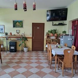 Árpád Vendéglő, Súr - Egyéb