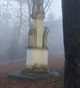 Béke királynéja templom és Mária kápolna