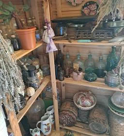 Boszorkánymúzeum és Boszorkánybazár