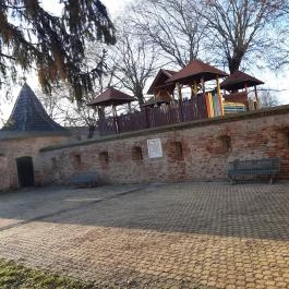 Erődfal és sarokbástya Hajdúszoboszló - Egyéb