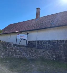 Feri Bácsi Borpincéje