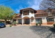 Györgyey Kastély Étterem & Panzió Tápiógyörgye