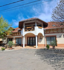 Györgyey Kastély Étterem & Panzió