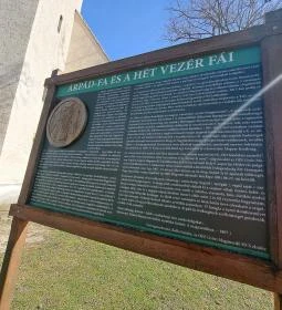 Hédervári Árpád-tölgy