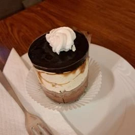 Hilda Cukrászda, Pilisszentkereszt - Egyéb